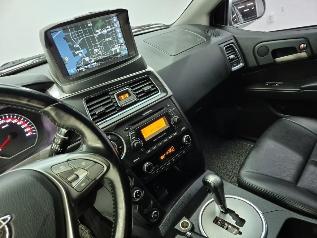 2018 SsangYong Korando Ref 420776 Diesel Plata - Miniatura 9