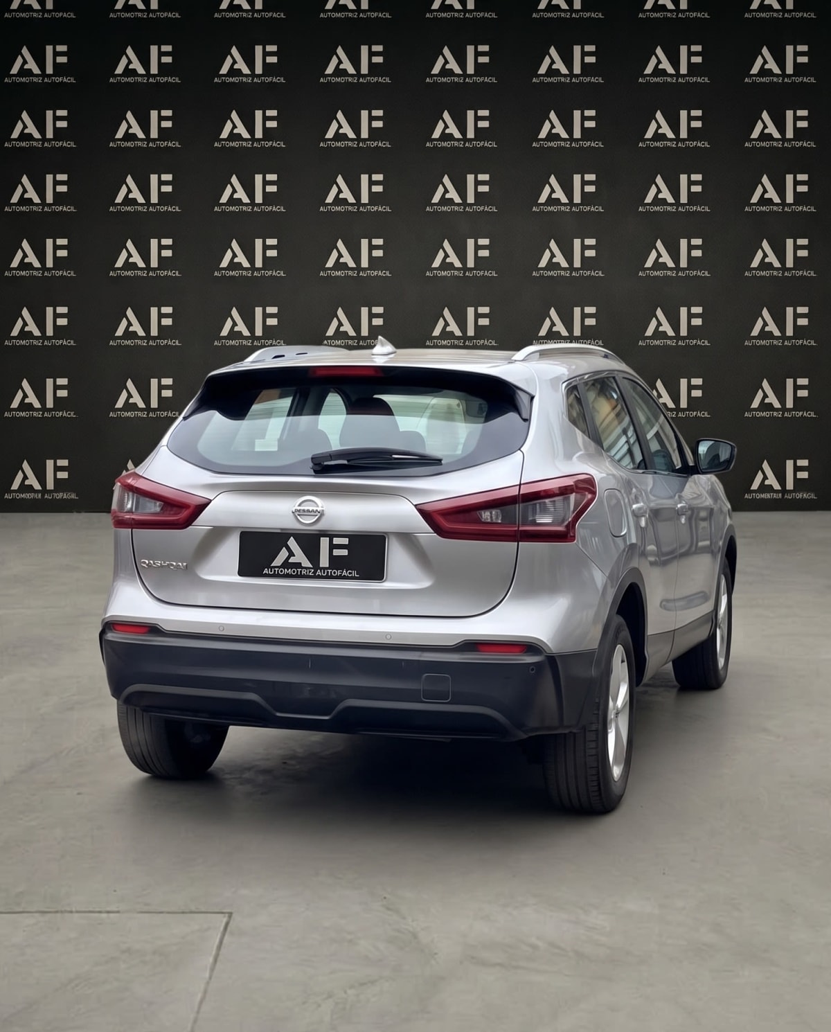2021 Nissan QASHQAI 1.6 Plata - Miniatura 4