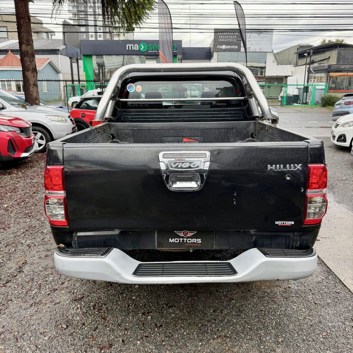 2013 Toyota Hilux 2.5 Negro - Miniatura 4