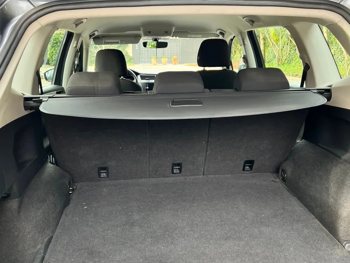 2019 VOLKSWAGEN Tiguan TSI Negro - Miniatura 8