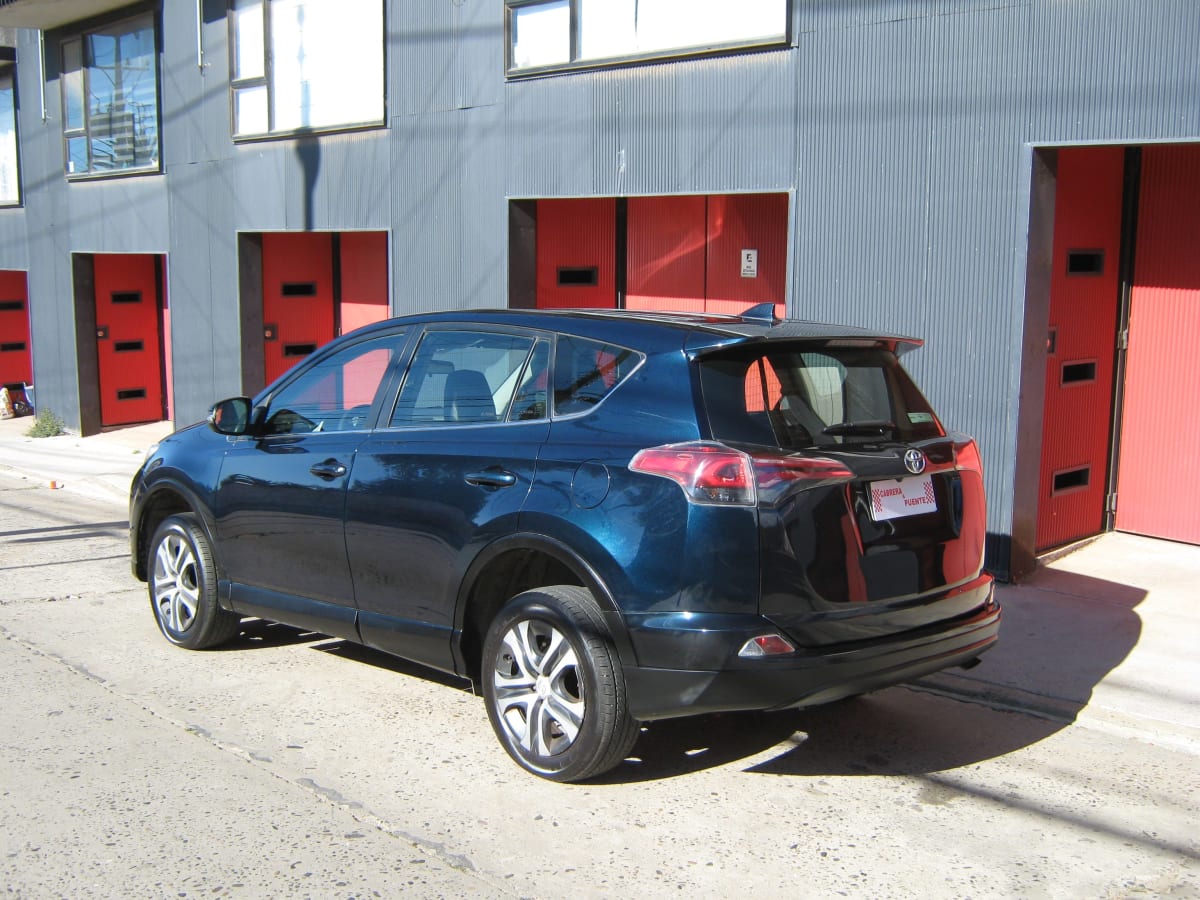 2017 Toyota Rav 4 Azul - Miniatura 4