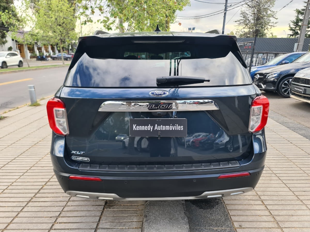 2025 Ford Explorer 2.3 Azul - Miniatura 9