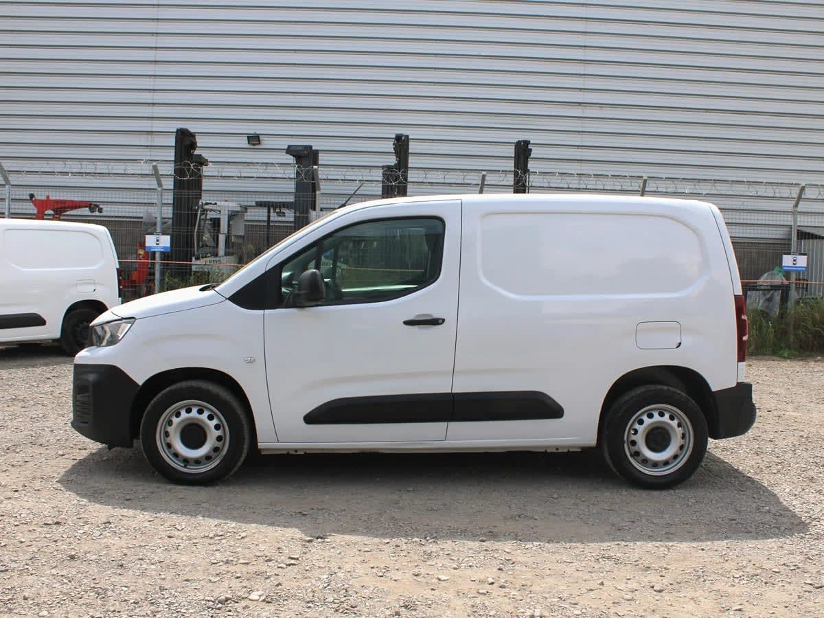 2023 PEUGEOT NUEVA PARTNER Blanco - Miniatura 10