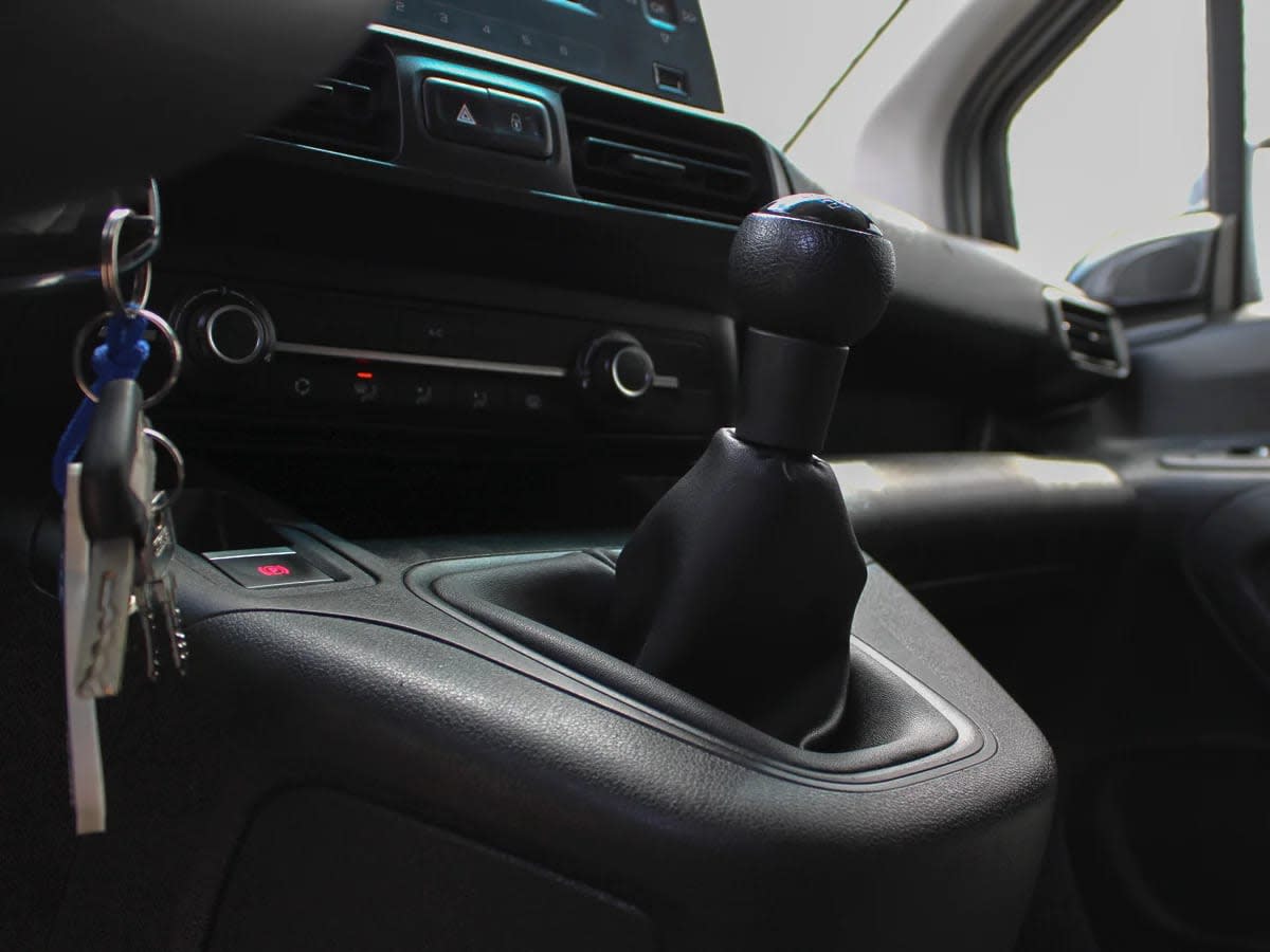 2023 Citroën Berlingo 1.5 Blanco - Miniatura 10