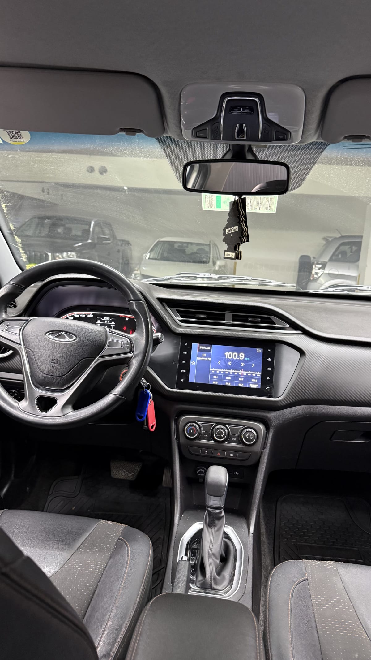 2022 Chery Tiggo 2 Blanco - Miniatura 6