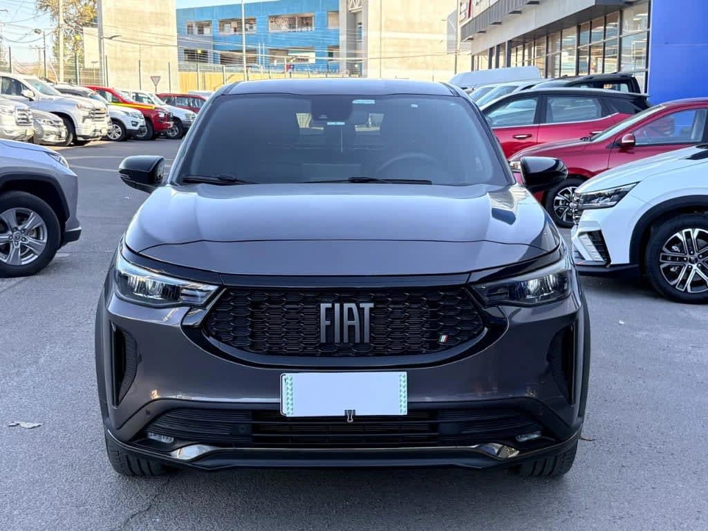 2025 Fiat Fastback 1.0 Gris - Miniatura 2
