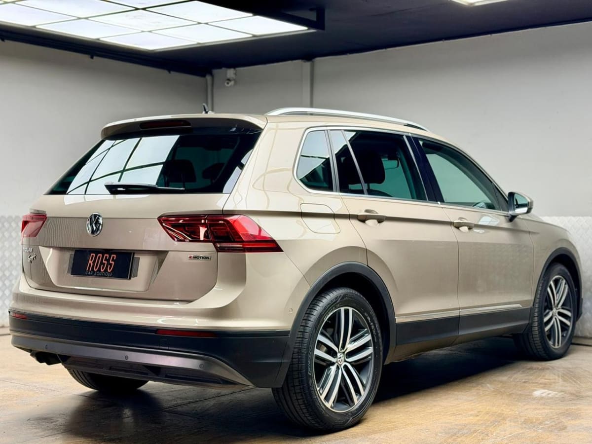 2019 Volkswagen Tiguan Sport Beige - Miniatura 7