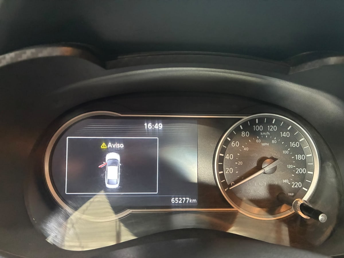 2024 Nissan Versa Advance 1.6 Blanco - Miniatura 9