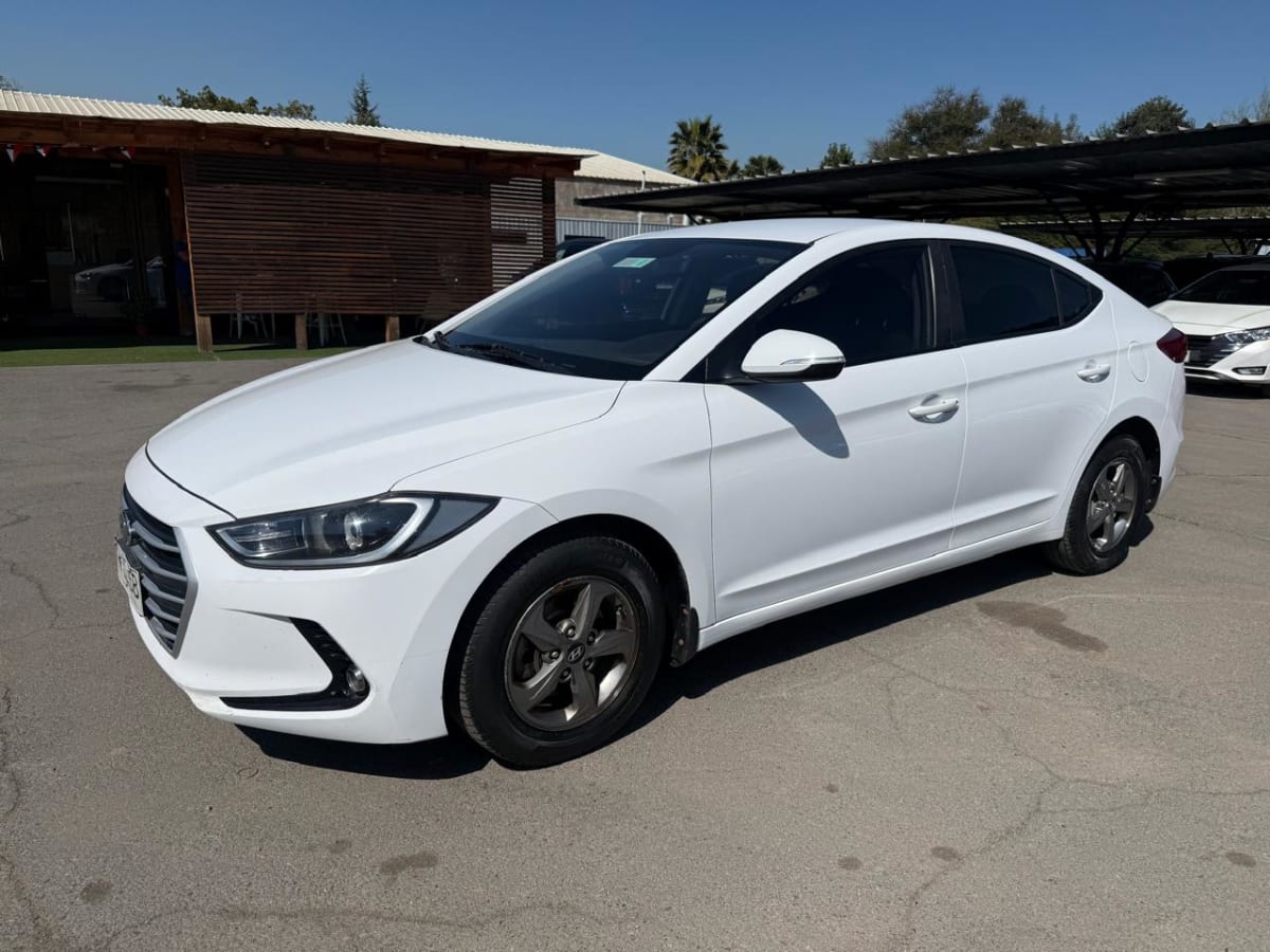 2018 Hyundai Elantra AD 1.6 Blanco - Imagen 1