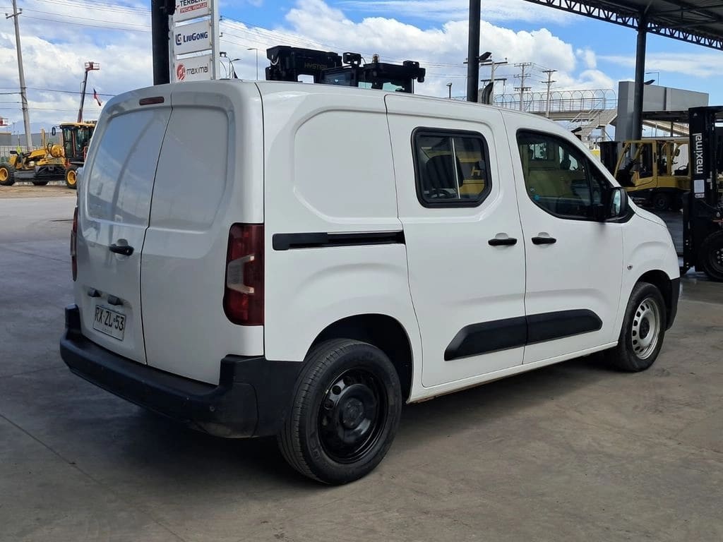 2022 OPEL COMBO 1.6T - Miniatura 6