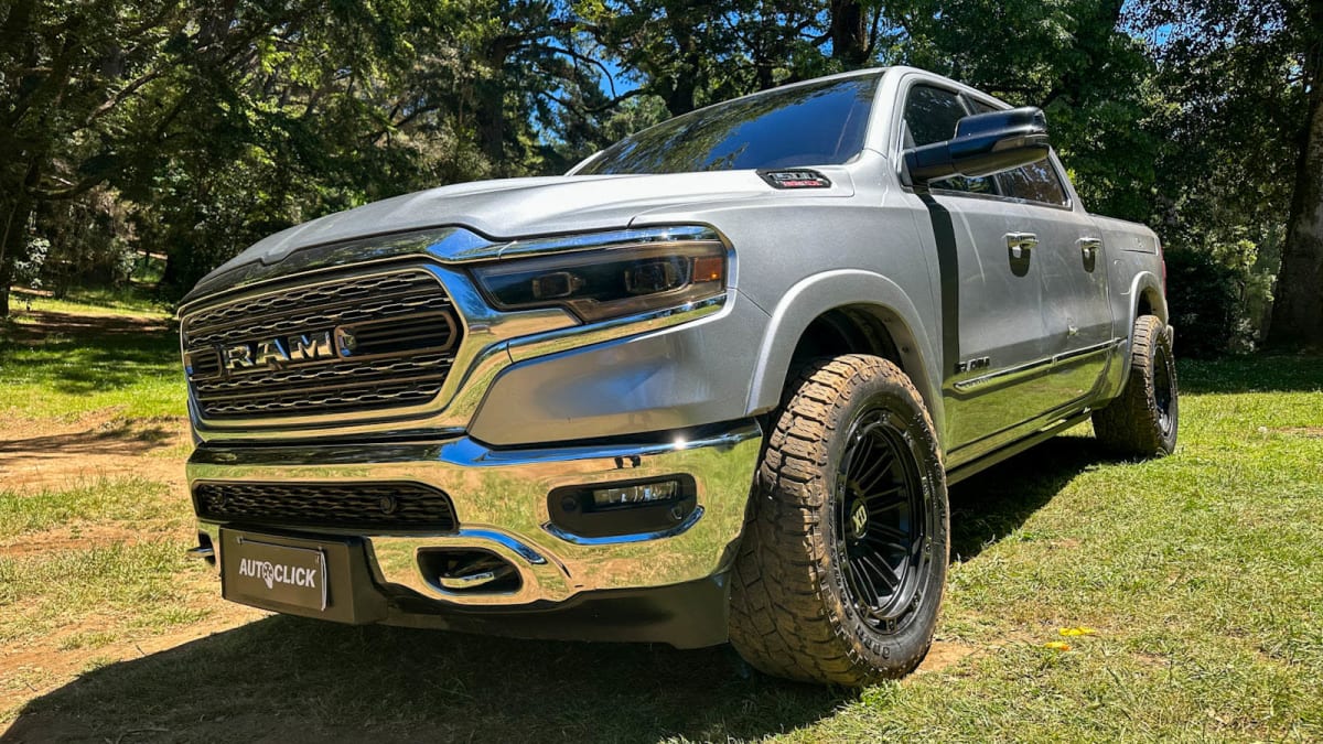 2020 Dodge RAM 1500 - Miniatura 6