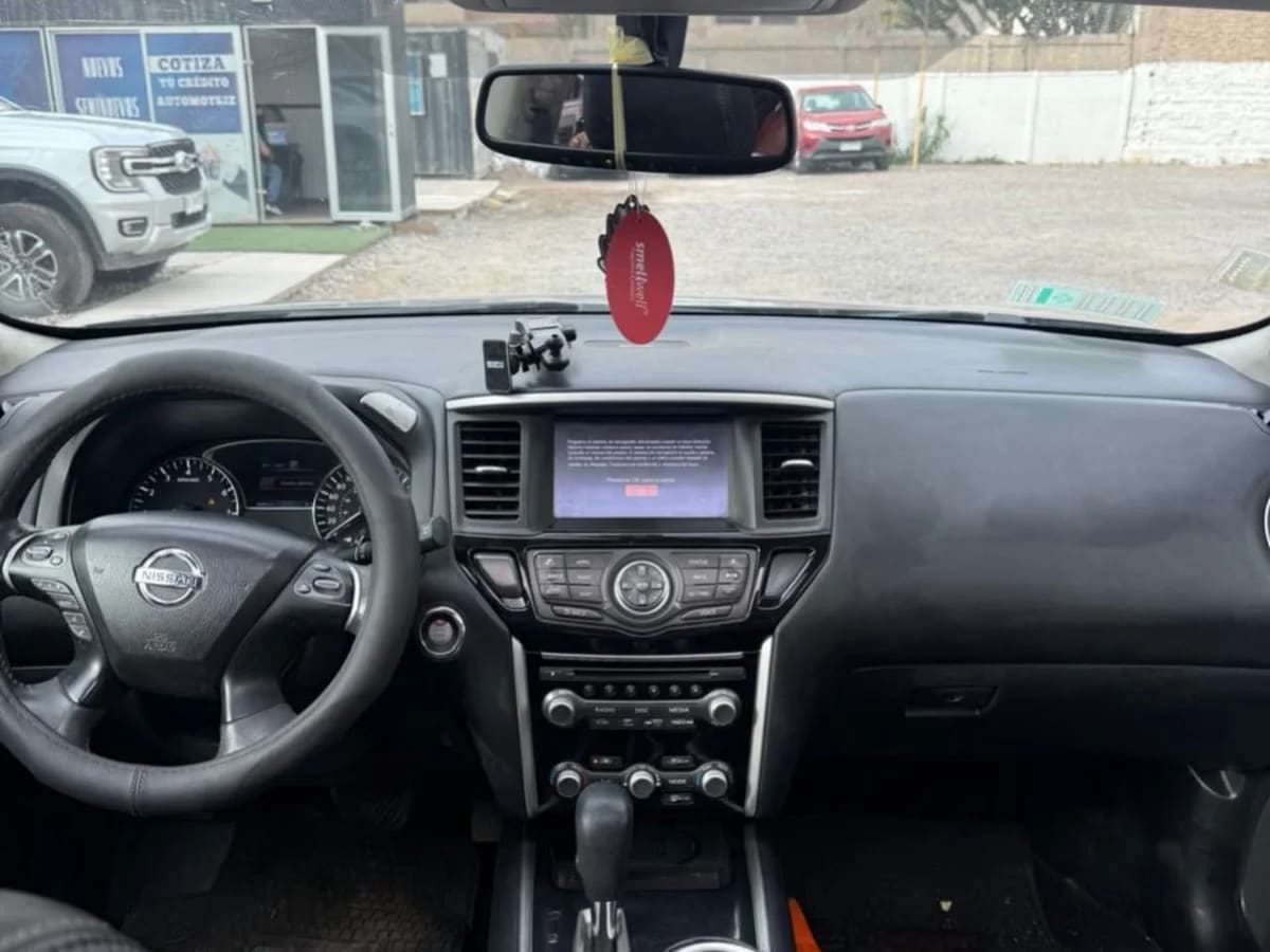 2019 Nissan Pathfinder 3.5 Gris - Miniatura 9