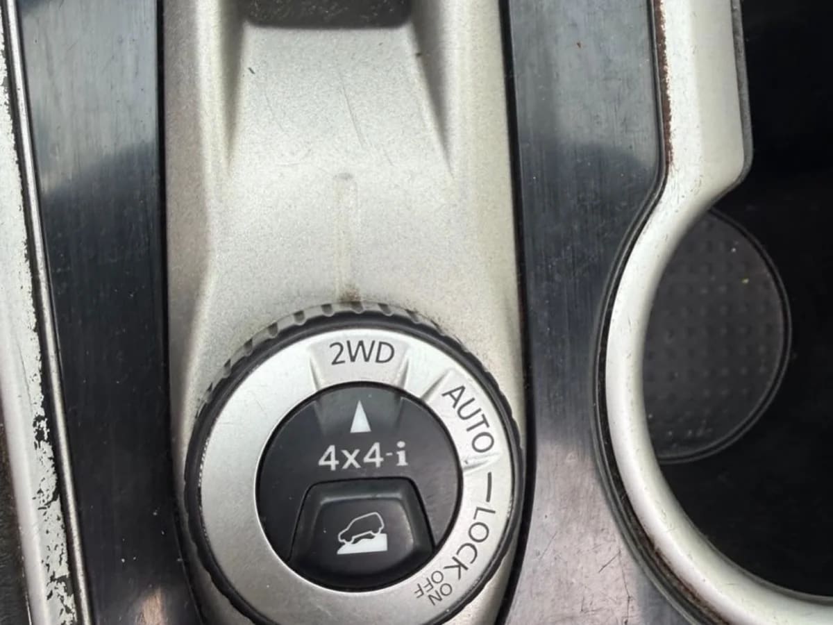 2019 Nissan Pathfinder 3.5 Gris - Miniatura 10