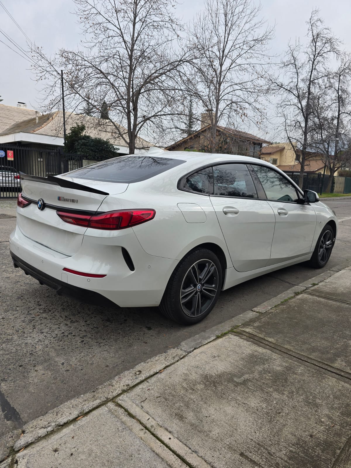 2021 BMW 218 Gran - Miniatura 5