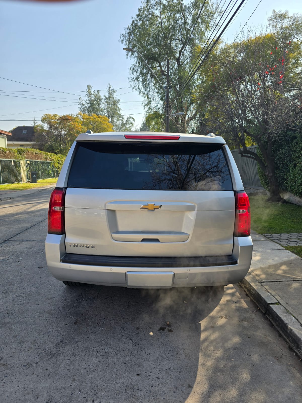 2016 Chevrolet Tahoe LT - Miniatura 4