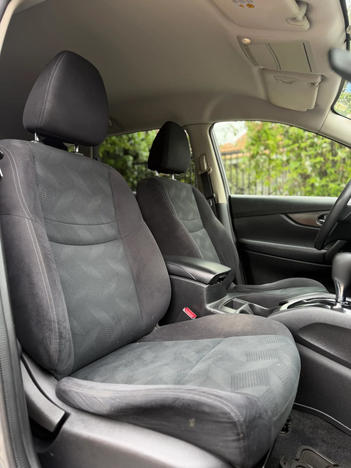 2015 Nissan Xtrail Sense Plata - Miniatura 5