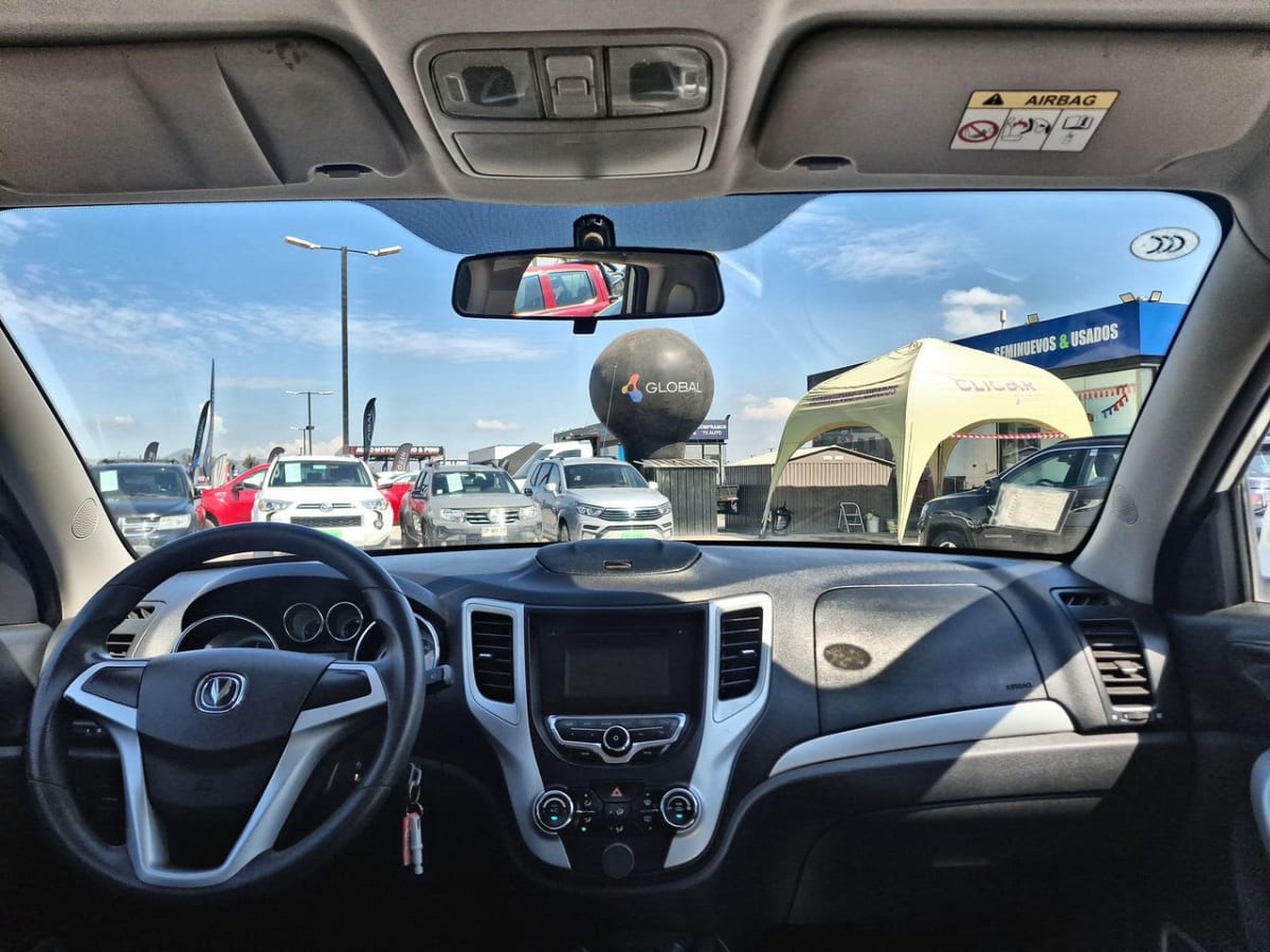 2017 Changan CS35 1.6 Blanco - Miniatura 10
