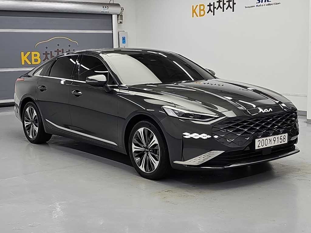 2023 Kia K8 3.5 Gris - Miniatura 4