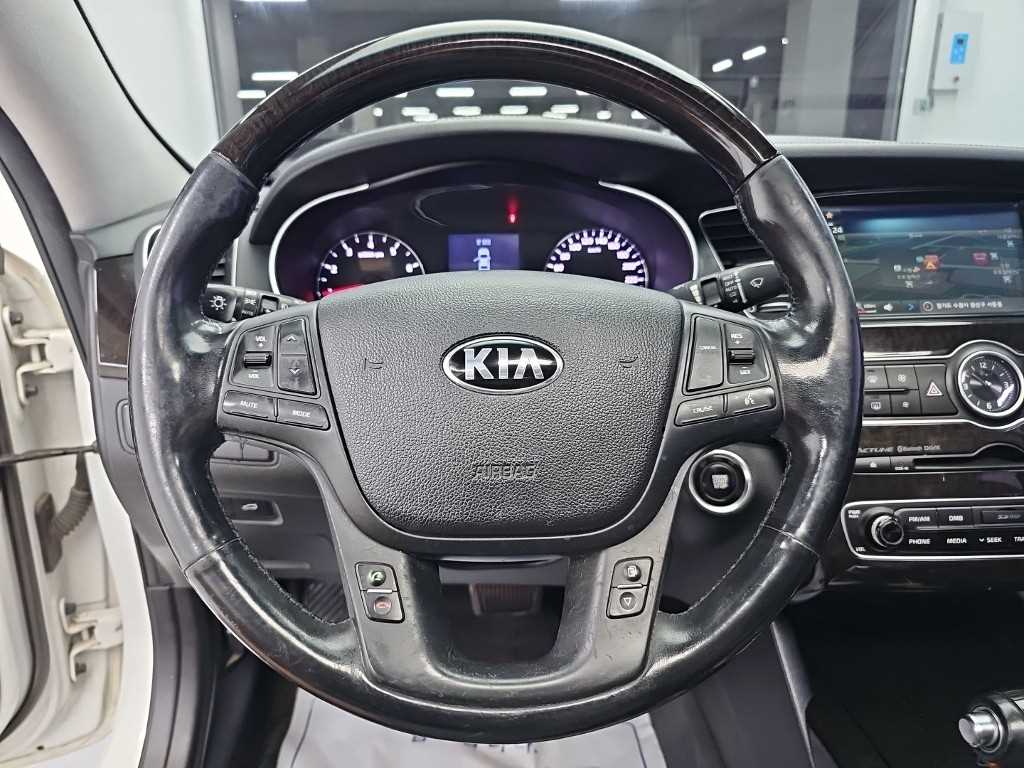 2013 Kia K7 LPI Blanco - Miniatura 9