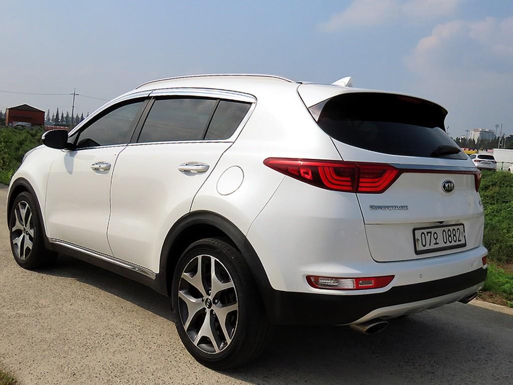 2016 Kia Sportage Diesel - Miniatura 3