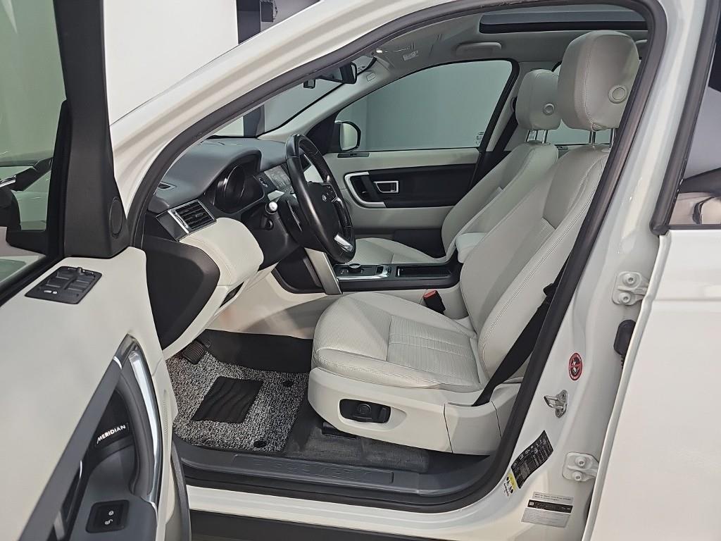 2018 Land Rover Discovery Sport Discovery Blanco - Miniatura 10