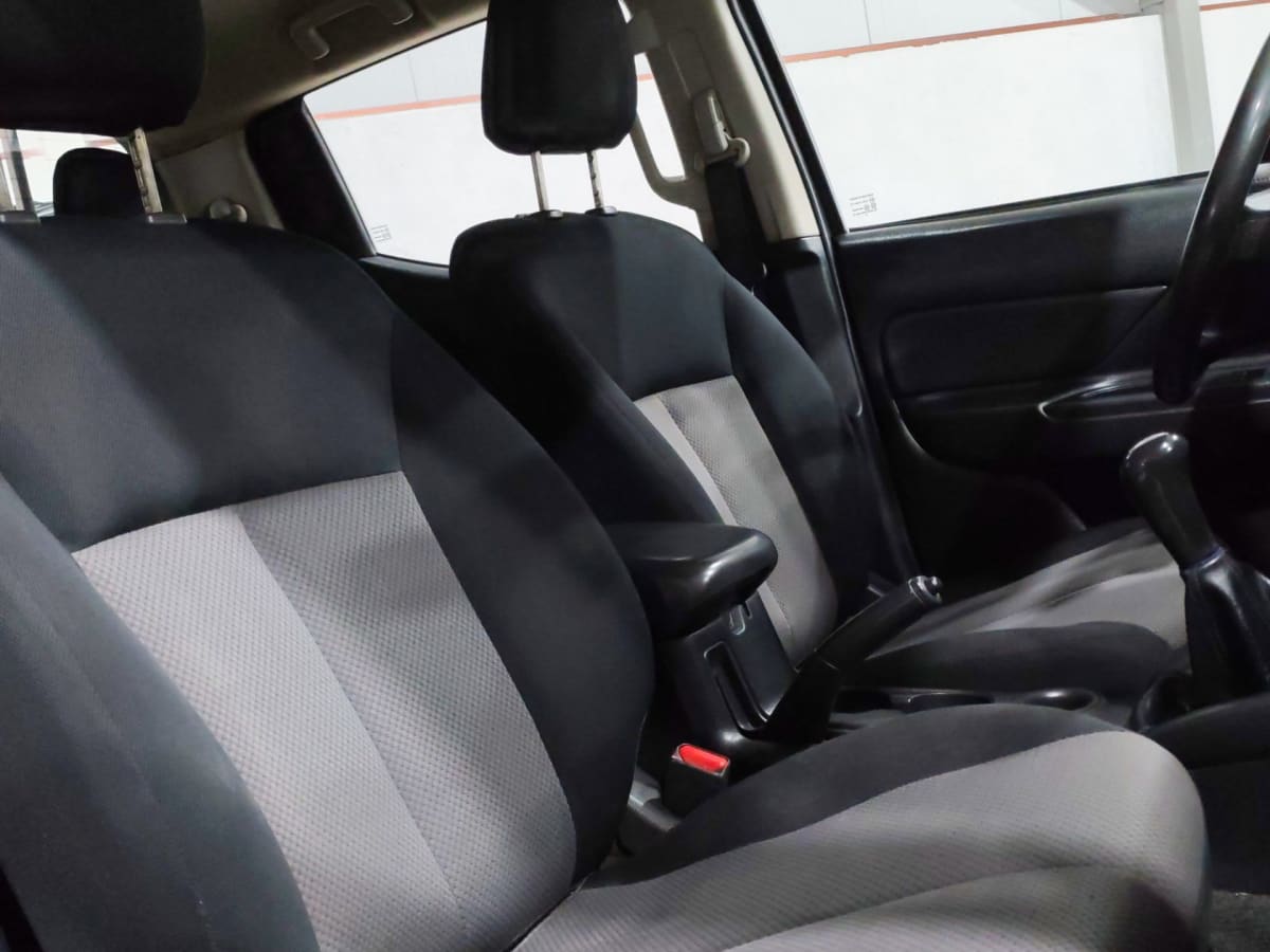 2023 Mitsubishi L200 Aire - Miniatura 8