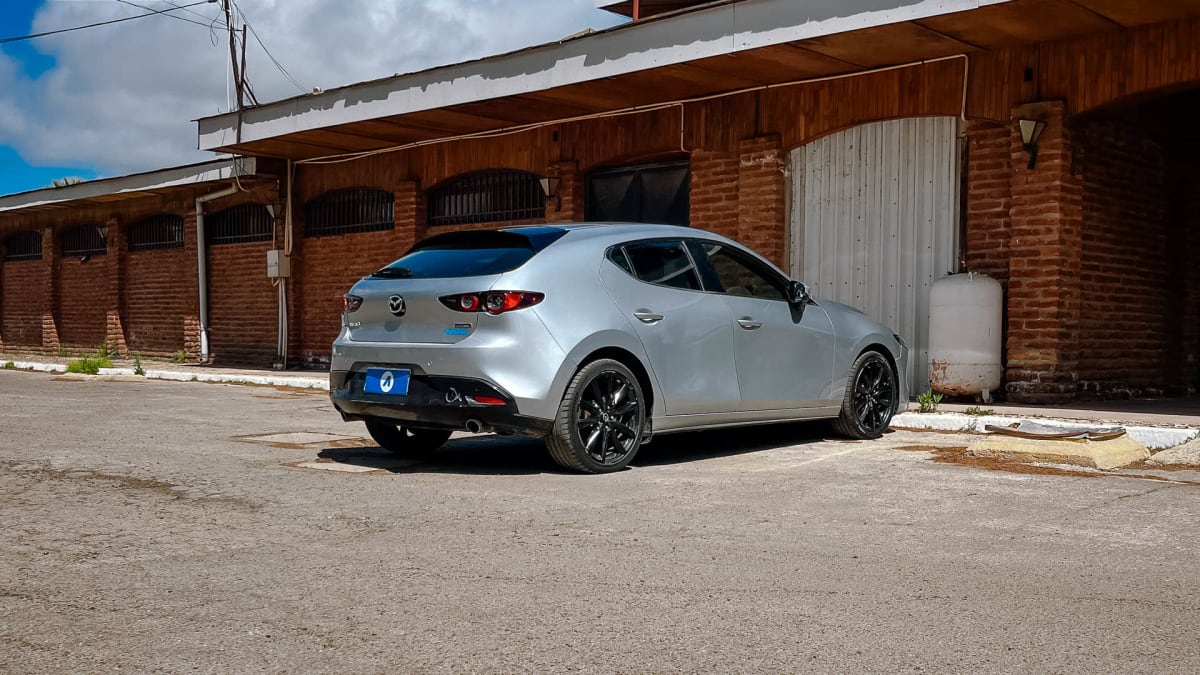 2020 Mazda 3 Sport V Plata - Miniatura 4