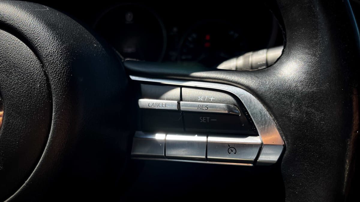 2020 Mazda 3 Sport V Plata - Miniatura 10