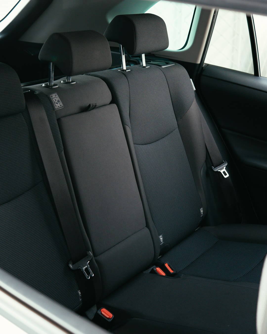 2021 TOYOTA RAV 4 LE Plata - Miniatura 9
