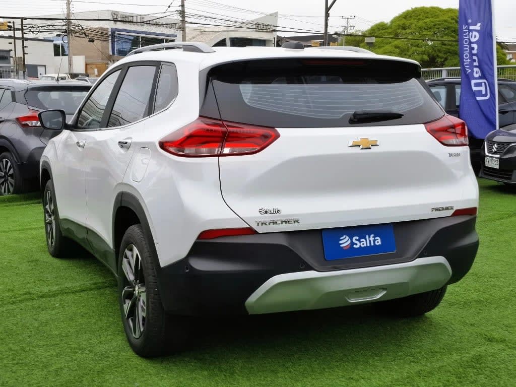 2022 Chevrolet Tracker 1.2T Blanco - Miniatura 6