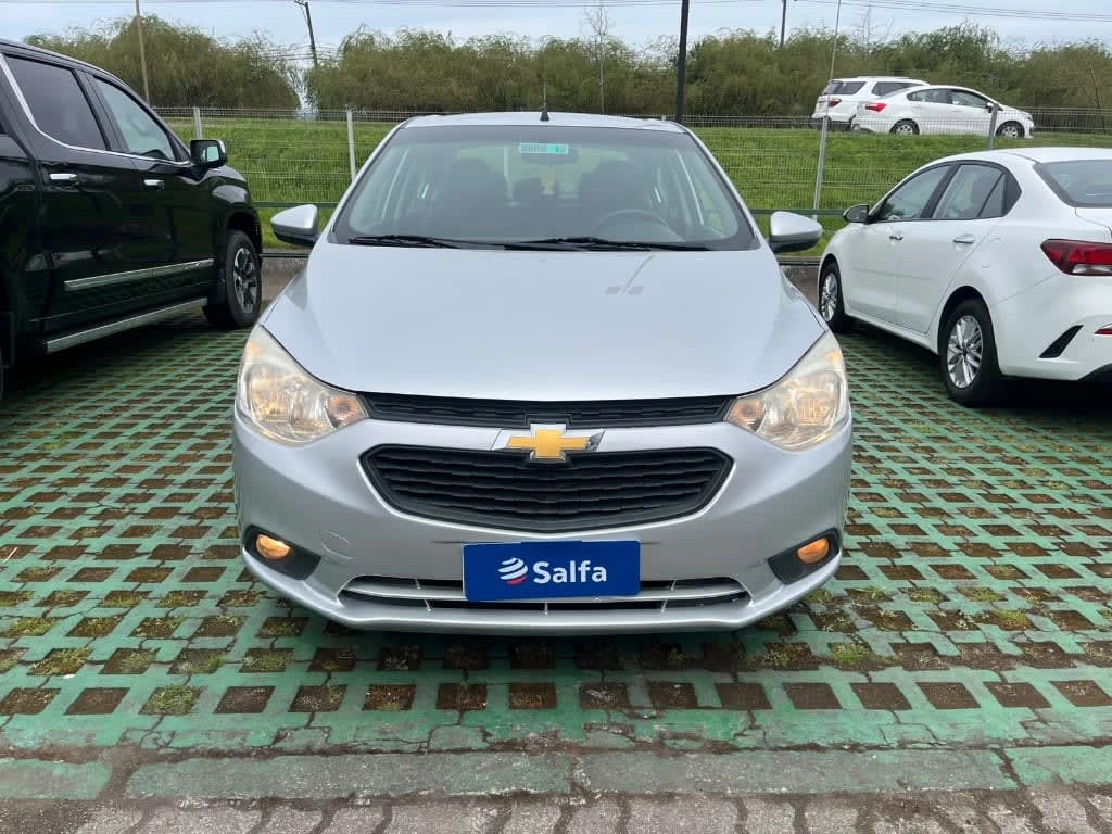 2018 Chevrolet Sail 1.5 Plata - Miniatura 2