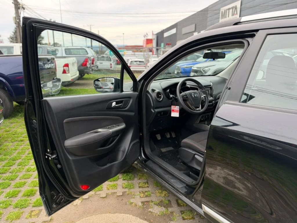 2022 Changan Cs15 1.5 Negro - Miniatura 9