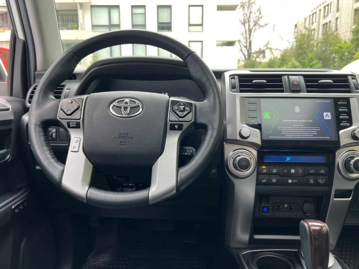 2023 TOYOTA 4 RUNNER LIMITED Blanco - Miniatura 2