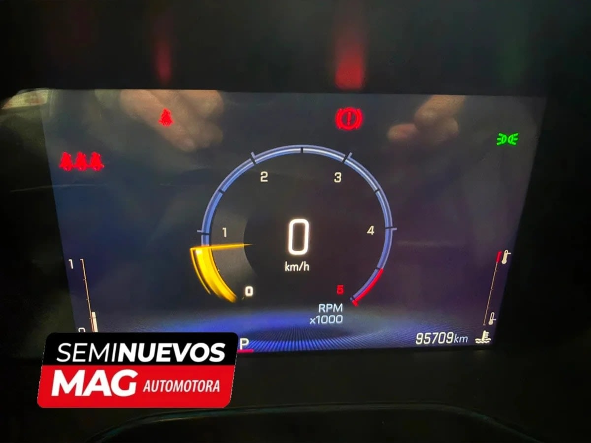 2023 Toyota Rush 1.5 Blanco - Miniatura 6