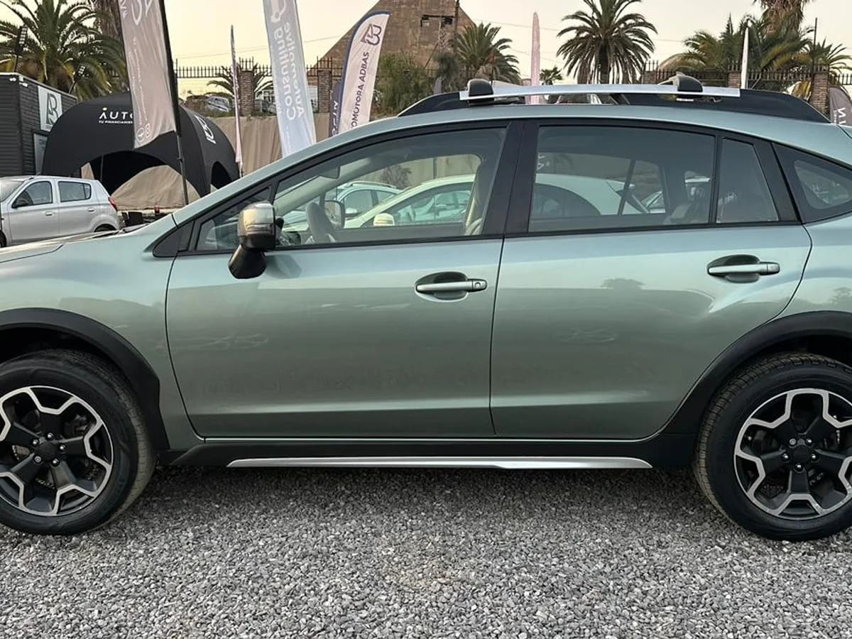2015 SUBARU XV CVT 2.0 AUT 2.0I Verde - Miniatura 8