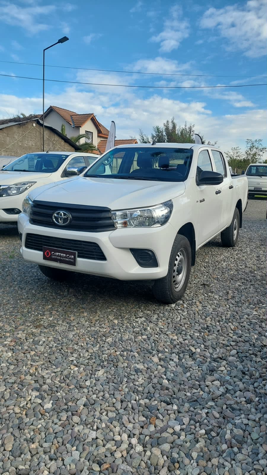 2022 Toyota Hilux 4x4 - Miniatura 2
