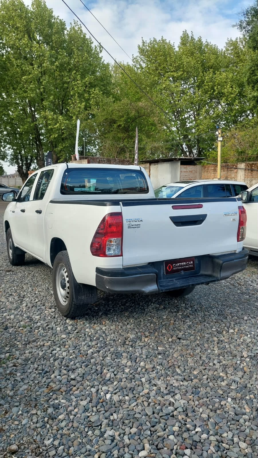 2022 Toyota Hilux 4x4 - Miniatura 4