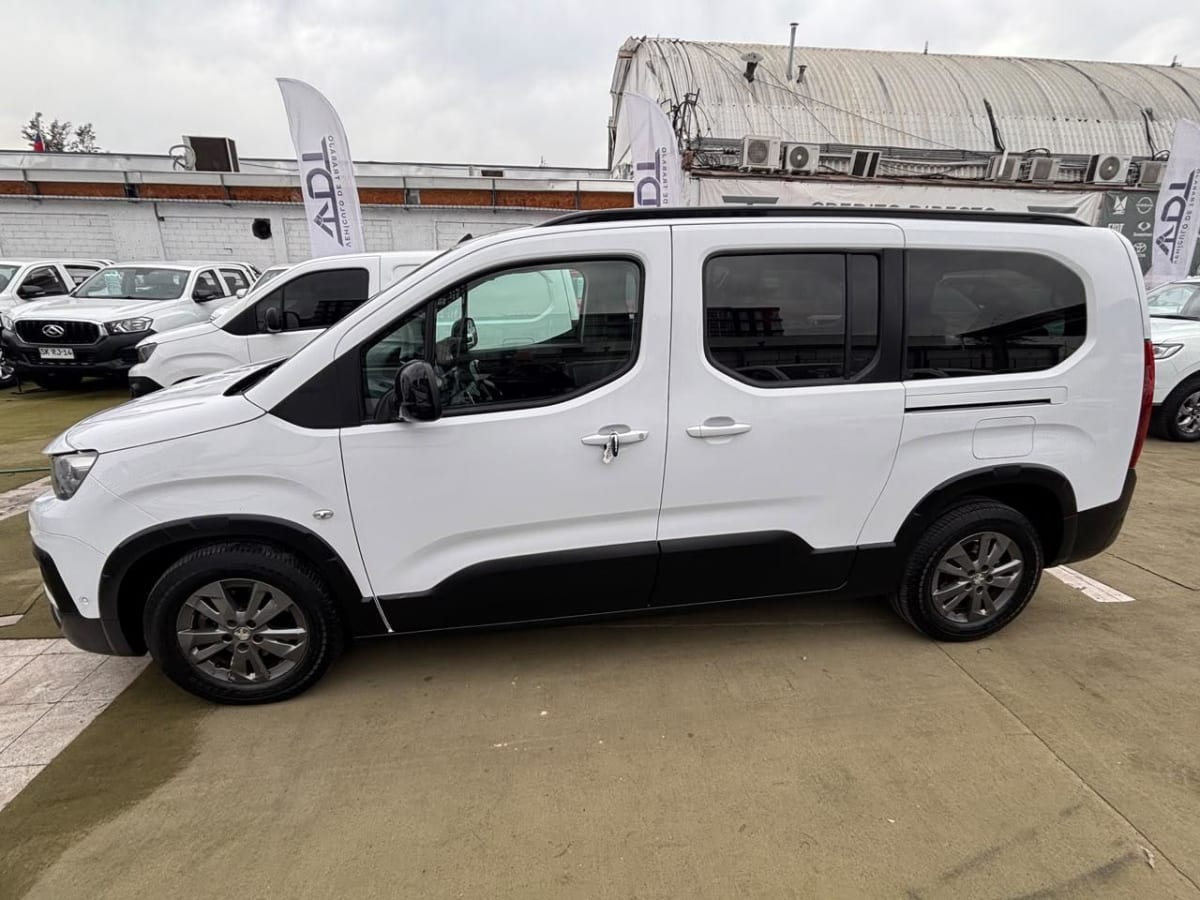 2024 Peugeot Rifter Blanco - Miniatura 5