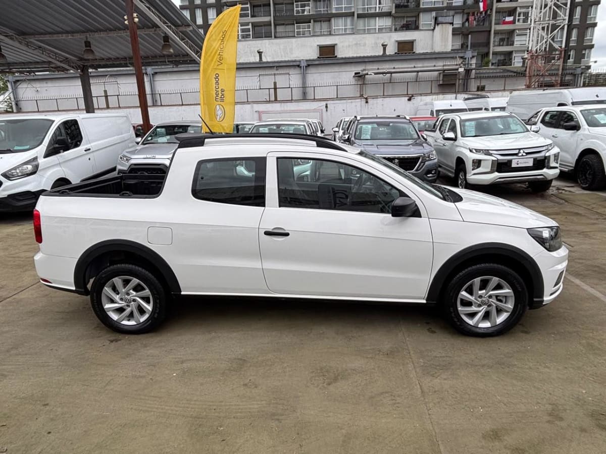 2022 Volkswagen Saveiro Blanco - Miniatura 5