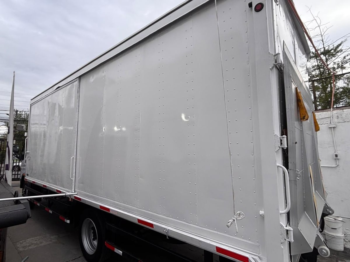 2024 Fuso CANTER 1217 1217 Blanco - Miniatura 4