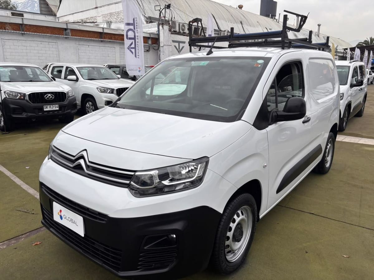 2024 Citroën Berlingo Blanco - Miniatura 3