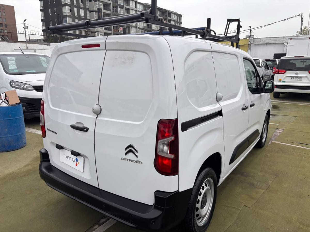2024 Citroën Berlingo Blanco - Miniatura 8