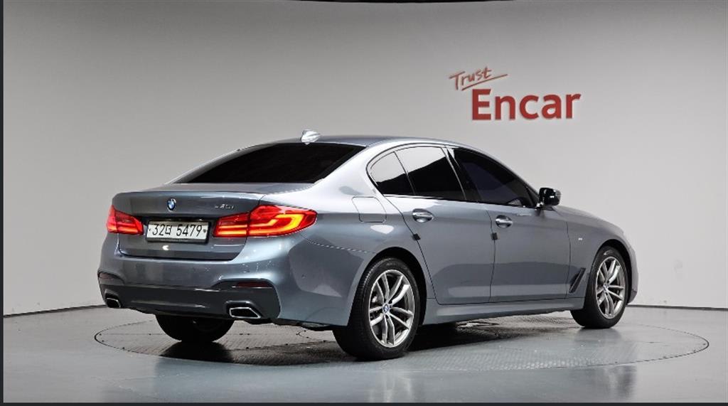 2017 BMW Serie 5 5 Series Ref 420993 Gasoline Gris - Miniatura 2