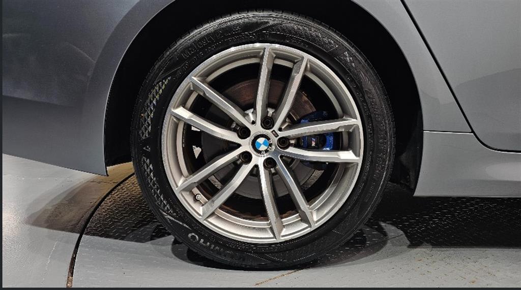 2017 BMW Serie 5 5 Series Ref 420993 Gasoline Gris - Miniatura 5