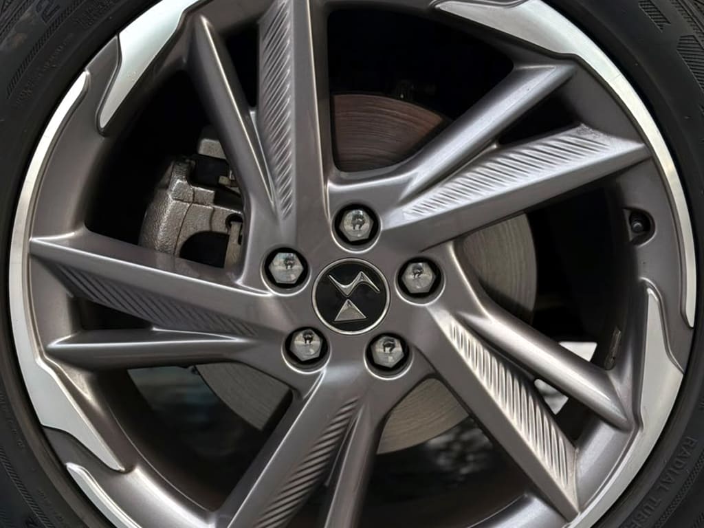 2021 Ds DS7 Crossback - Miniatura 9