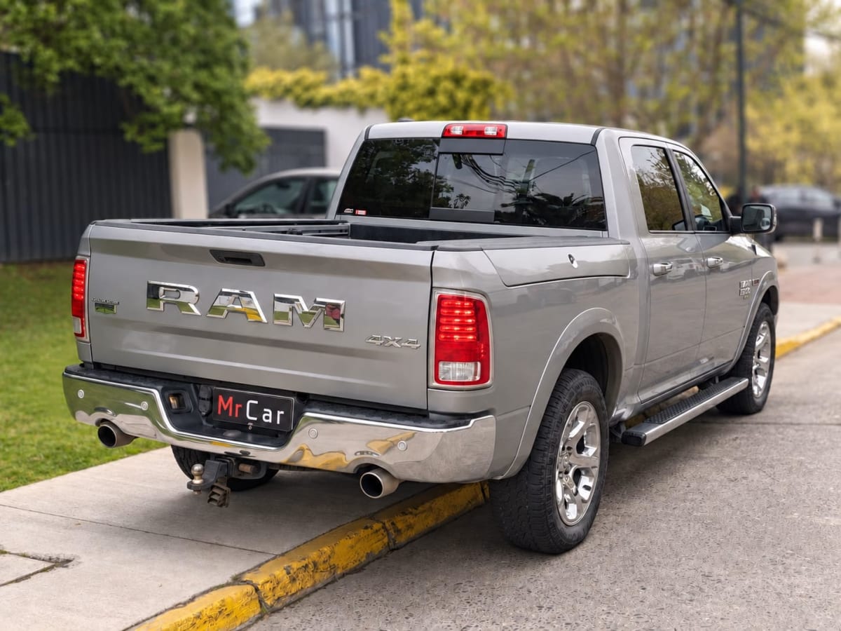 2020 Ram 1500 Sport Plata - Miniatura 8
