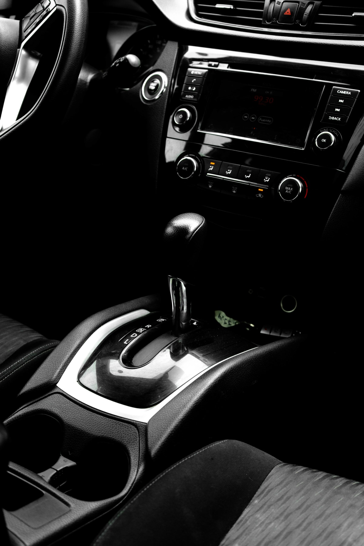 2023 Nissan X Trail CVT - Miniatura 10