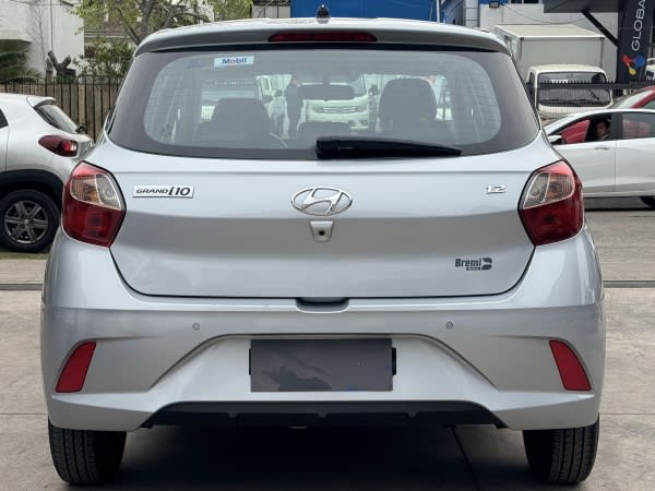 2022 HYUNDAI GRAND I10 1.2 Plata - Imagen 1