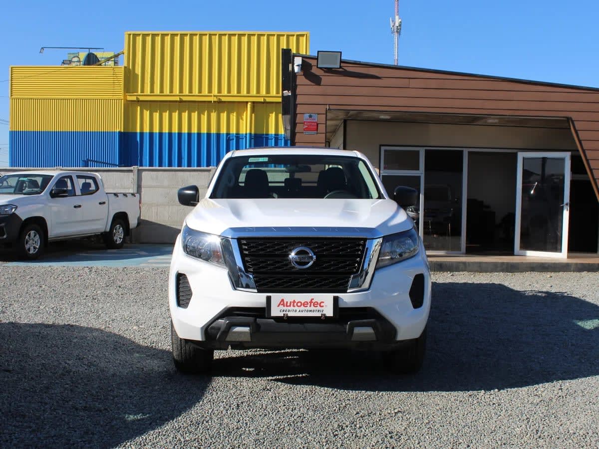 2022 Nissan Navara 4x4 Blanco - Miniatura 3