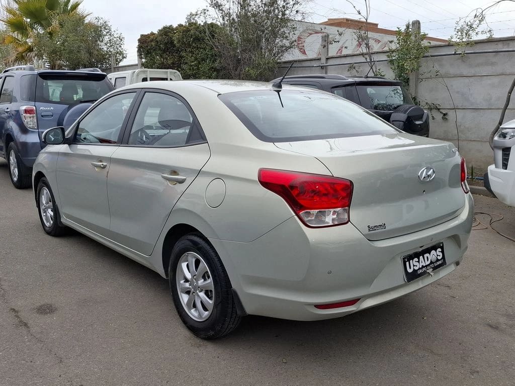2022 Hyundai VERNA 1.4 - Miniatura 4